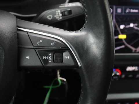 Audi Q3 35 TFSI S Line Pro Line S | Trekhaak | Stoelverwarming | Climate Control | Navigatie | Parkeerhulp |