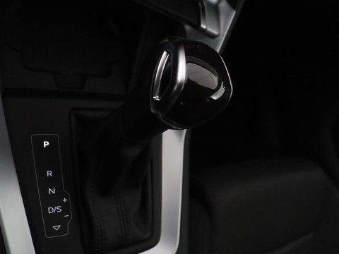 Audi Q3 35 TFSI S Line Pro Line S | Trekhaak | Stoelverwarming | Climate Control | Navigatie | Parkeerhulp |