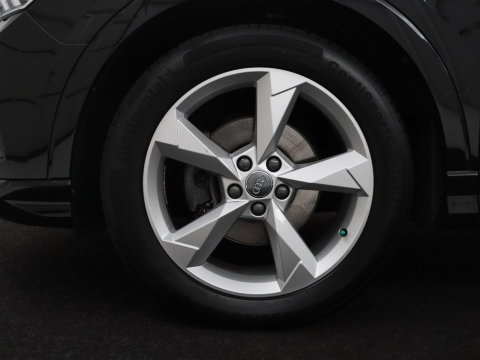 Audi Q3 35 TFSI S Line Pro Line S | Trekhaak | Stoelverwarming | Climate Control | Navigatie | Parkeerhulp |