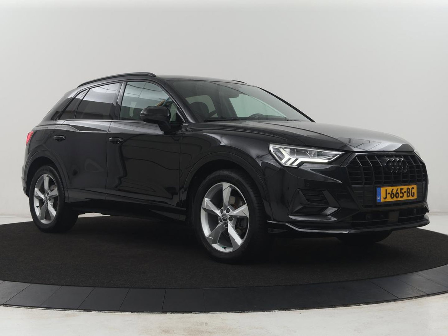 Audi Q3 35 TFSI S Line Pro Line S | Trekhaak | Stoelverwarming | Climate Control | Navigatie | Parkeerhulp |