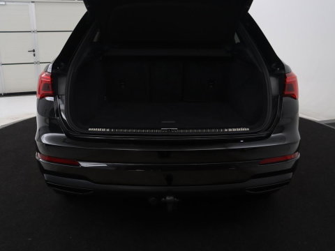 Audi Q3 35 TFSI S Line Pro Line S | Trekhaak | Stoelverwarming | Climate Control | Navigatie | Parkeerhulp |