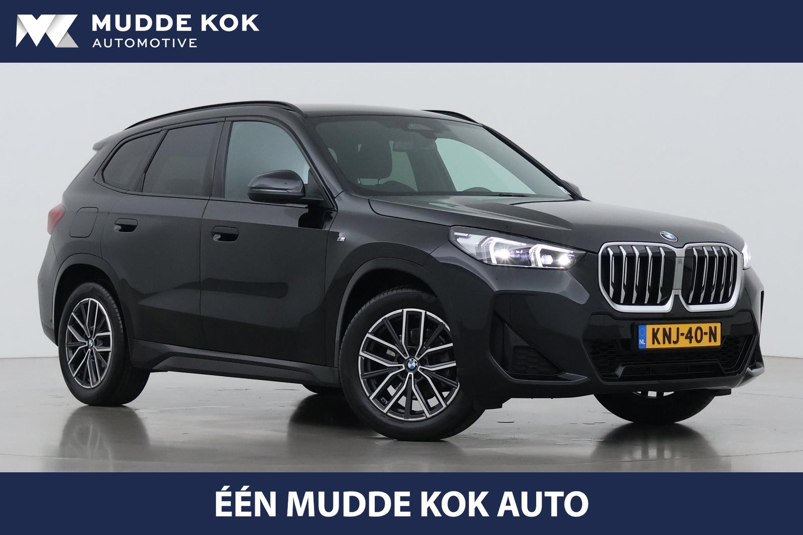 BMW X1 sDrive18i | M Sport | Adaptief M-Onderstel | Keyless Entry | Adaptieve LED | Stoelverwarming | Sportstoelen | Shadow Line
