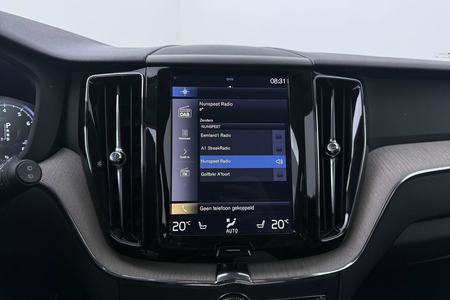 Volvo XC60 2.0 T5 AWD Inscription | Trekhaak | BLIS | Stoelventilatie en -verwarming | Memory | Keyless | Full LED | ACC