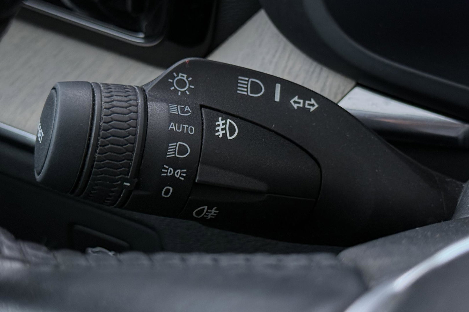 Volvo XC60 2.0 T5 AWD Inscription | Trekhaak | BLIS | Stoelventilatie en -verwarming | Memory | Keyless | Full LED | ACC
