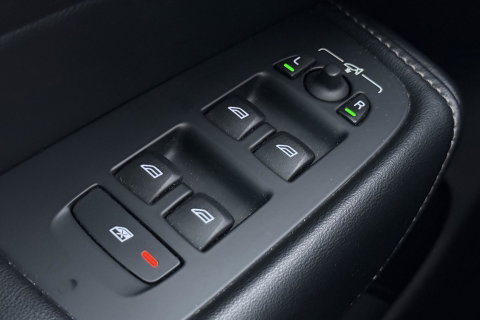 Volvo XC60 2.0 T5 AWD Inscription | Trekhaak | BLIS | Stoelventilatie en -verwarming | Memory | Keyless | Full LED | ACC
