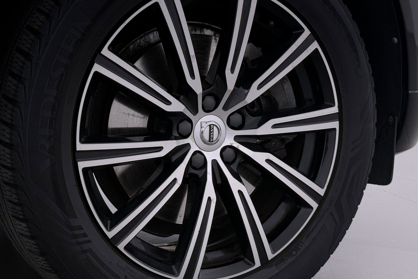 Volvo XC60 2.0 T5 AWD Inscription | Trekhaak | BLIS | Stoelventilatie en -verwarming | Memory | Keyless | Full LED | ACC