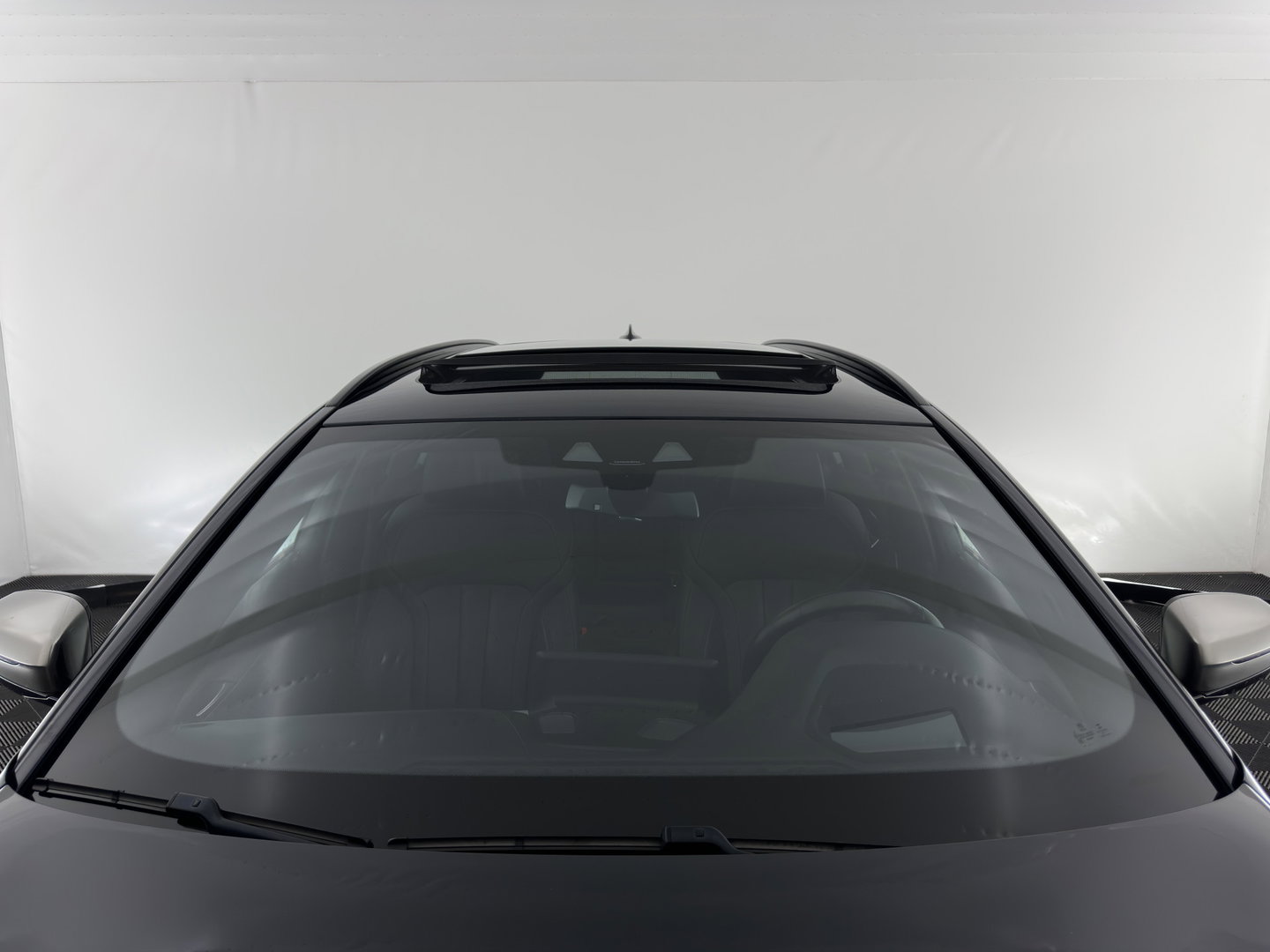 BMW 5 Serie Touring M550d xDrive High Executive (INCL-BTW) Aut. *PANO | HEAD-UP | LEATHER | BOWERS&WILKINS | ADAPTIVE-CRUISE | MASSAGE | TOP-VIEW | FULL-LED | BLIND-SPOT | MEMORY-PACK | DIGI-COCKPIT | HEATED-SPORTSEATS | KEYLESS | DAB+ | 2