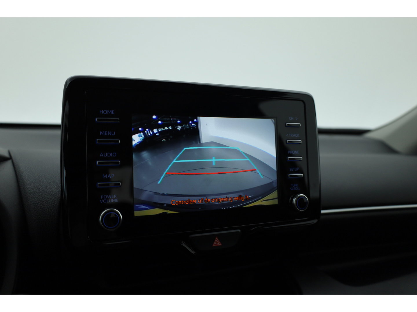 Toyota Yaris 1.5 Hybrid Dynamic | Rijklaar! | Adapt. Cruise | Bluetooth | Keyless | Lane Assist | Camera | All Season