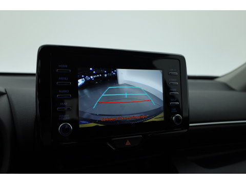 Toyota Yaris 1.5 Hybrid Dynamic | Rijklaar! | Adapt. Cruise | Bluetooth | Keyless | Lane Assist | Camera | All Season