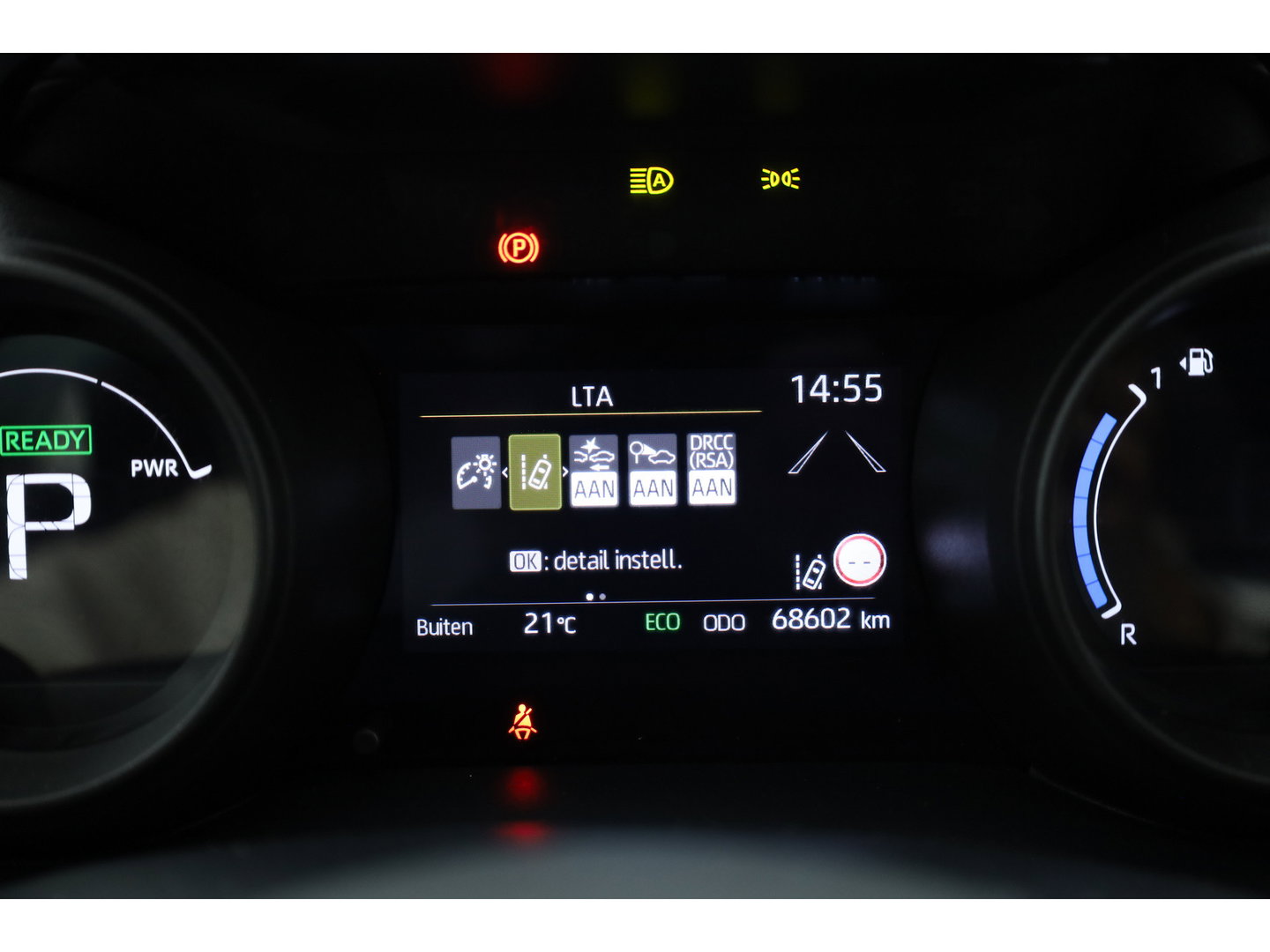Toyota Yaris 1.5 Hybrid Dynamic | Rijklaar! | Adapt. Cruise | Bluetooth | Keyless | Lane Assist | Camera | All Season
