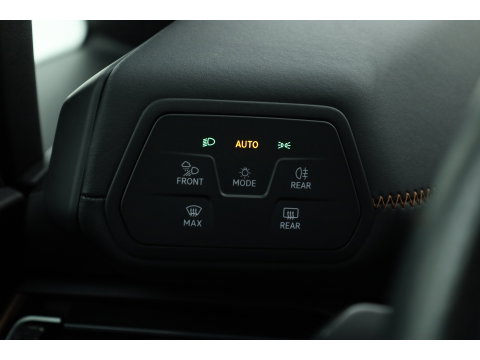 CUPRA Born Performance 62 kWh | NAV + CarPlay | Beats Audio | Stoel- Stuurverw. | Adapt. Cruise | Camera | Keyless