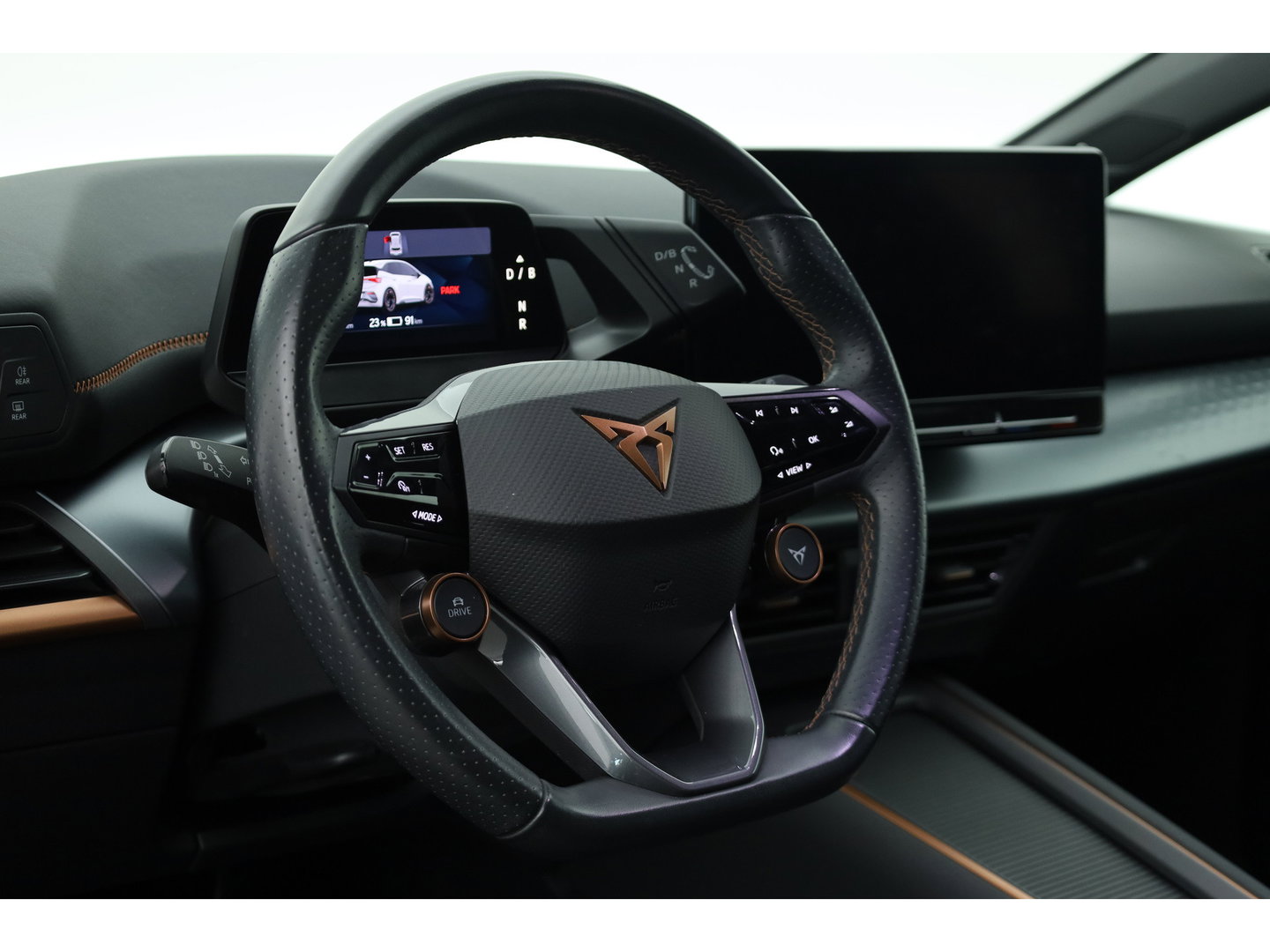 CUPRA Born Performance 62 kWh | NAV + CarPlay | Beats Audio | Stoel- Stuurverw. | Adapt. Cruise | Camera | Keyless