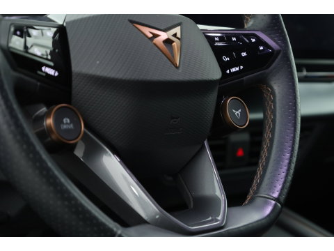 CUPRA Born Performance 62 kWh | NAV + CarPlay | Beats Audio | Stoel- Stuurverw. | Adapt. Cruise | Camera | Keyless