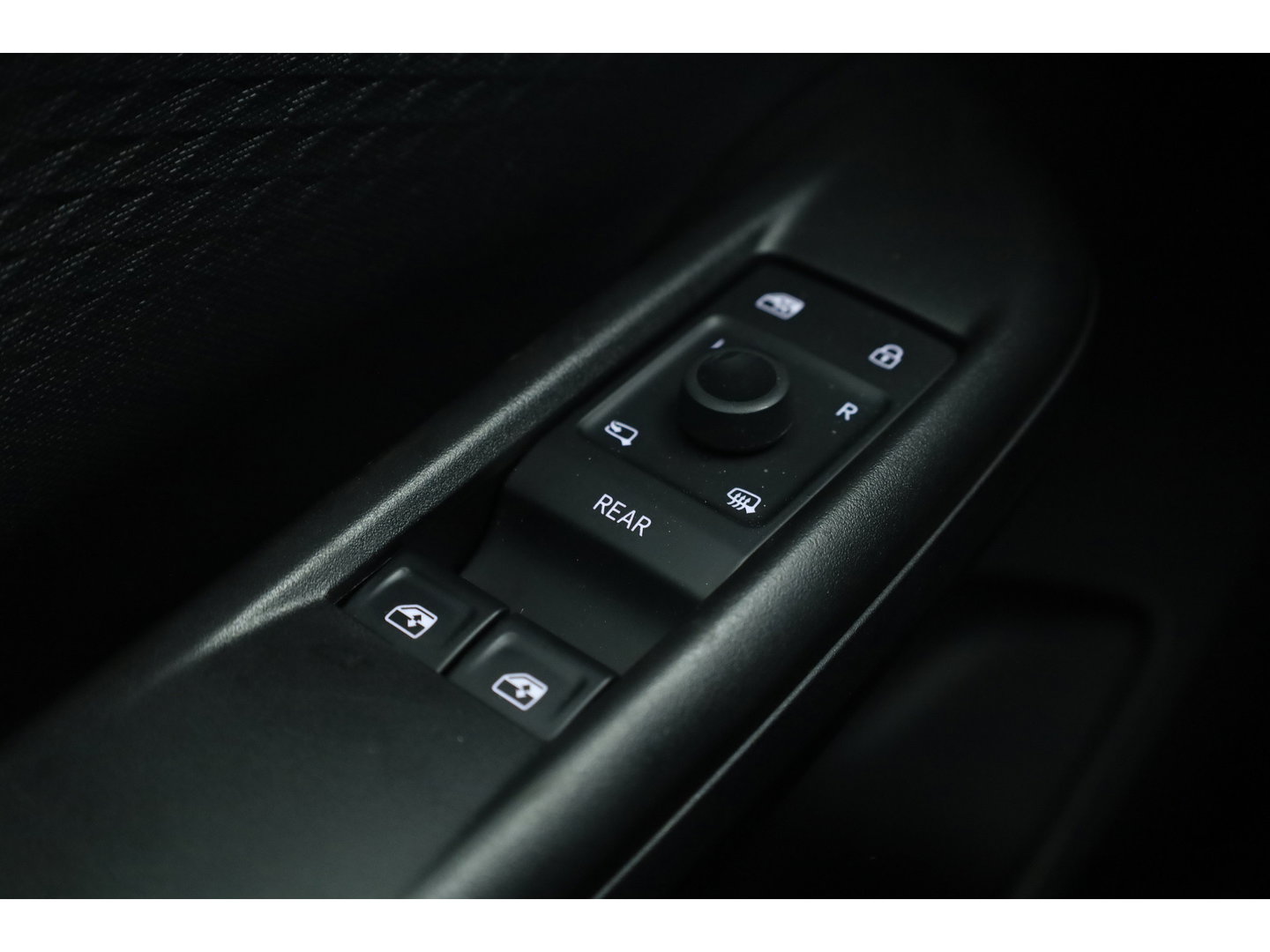 CUPRA Born Performance 62 kWh | NAV + CarPlay | Beats Audio | Stoel- Stuurverw. | Adapt. Cruise | Camera | Keyless