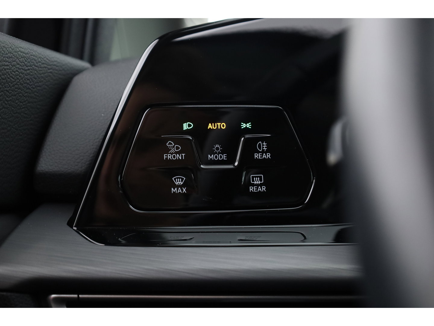 Volkswagen Golf 1.4 eHybrid 204 pk Style | Pano | Massage | IQ. Light |  Apple CarPlay | Adapt. Cruise | Stoel- Stuurverw. | Camera