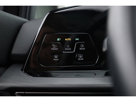 Volkswagen Golf 1.4 eHybrid 204 pk Style | Pano | Massage | IQ. Light |  Apple CarPlay | Adapt. Cruise | Stoel- Stuurverw. | Camera