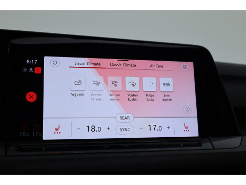 Volkswagen Golf 1.4 eHybrid 204 pk Style | Pano | Massage | IQ. Light |  Apple CarPlay | Adapt. Cruise | Stoel- Stuurverw. | Camera