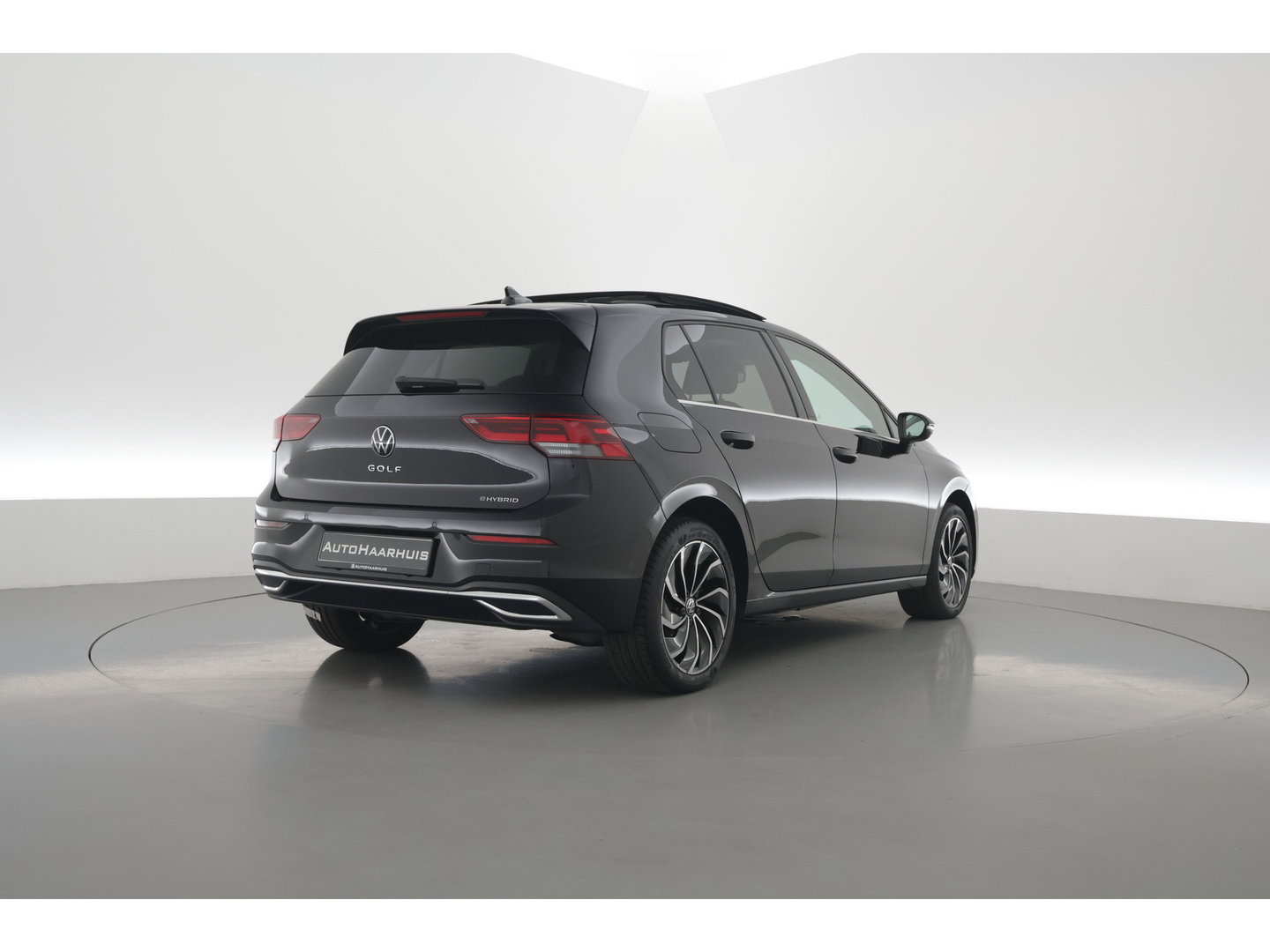 Volkswagen Golf 1.4 eHybrid 204 pk Style | Pano | Massage | IQ. Light |  Apple CarPlay | Adapt. Cruise | Stoel- Stuurverw. | Camera