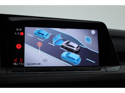 Volkswagen Golf 1.4 eHybrid 204 pk Style | Pano | Massage | IQ. Light |  Apple CarPlay | Adapt. Cruise | Stoel- Stuurverw. | Camera