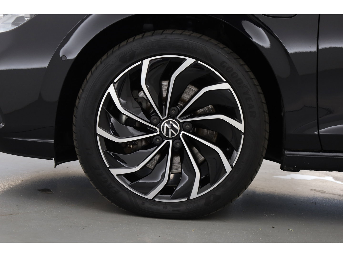 Volkswagen Golf 1.4 eHybrid 204 pk Style | Pano | Massage | IQ. Light |  Apple CarPlay | Adapt. Cruise | Stoel- Stuurverw. | Camera