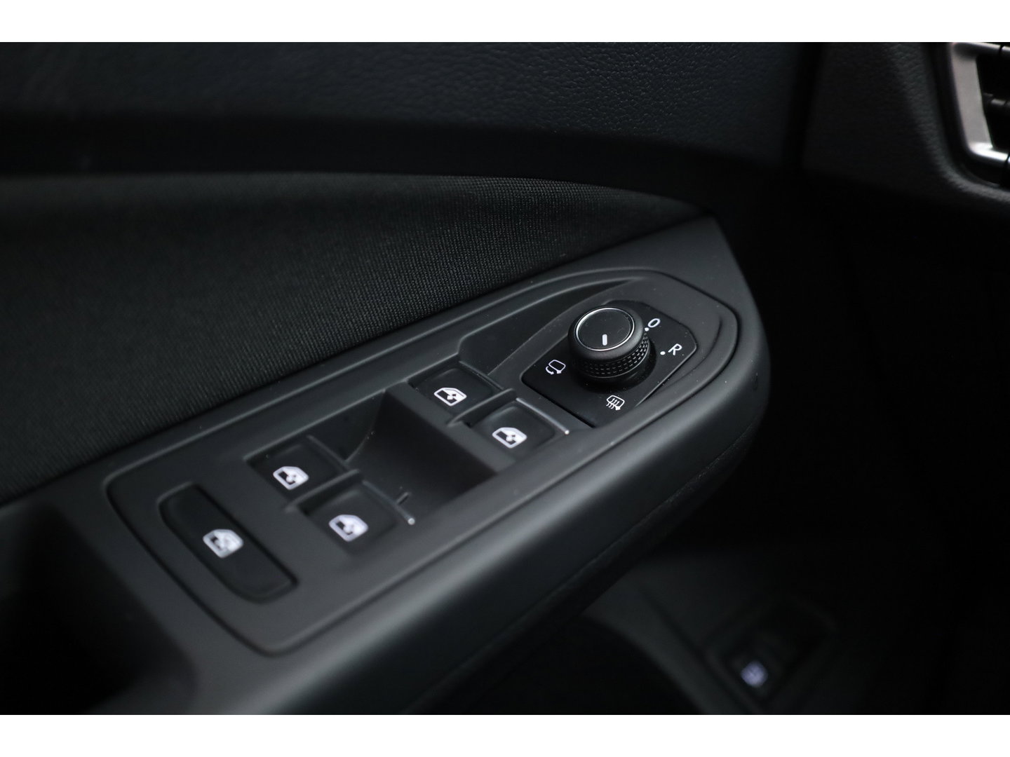 Volkswagen Golf 1.4 eHybrid 204 pk Style | Pano | Massage | IQ. Light |  Apple CarPlay | Adapt. Cruise | Stoel- Stuurverw. | Camera
