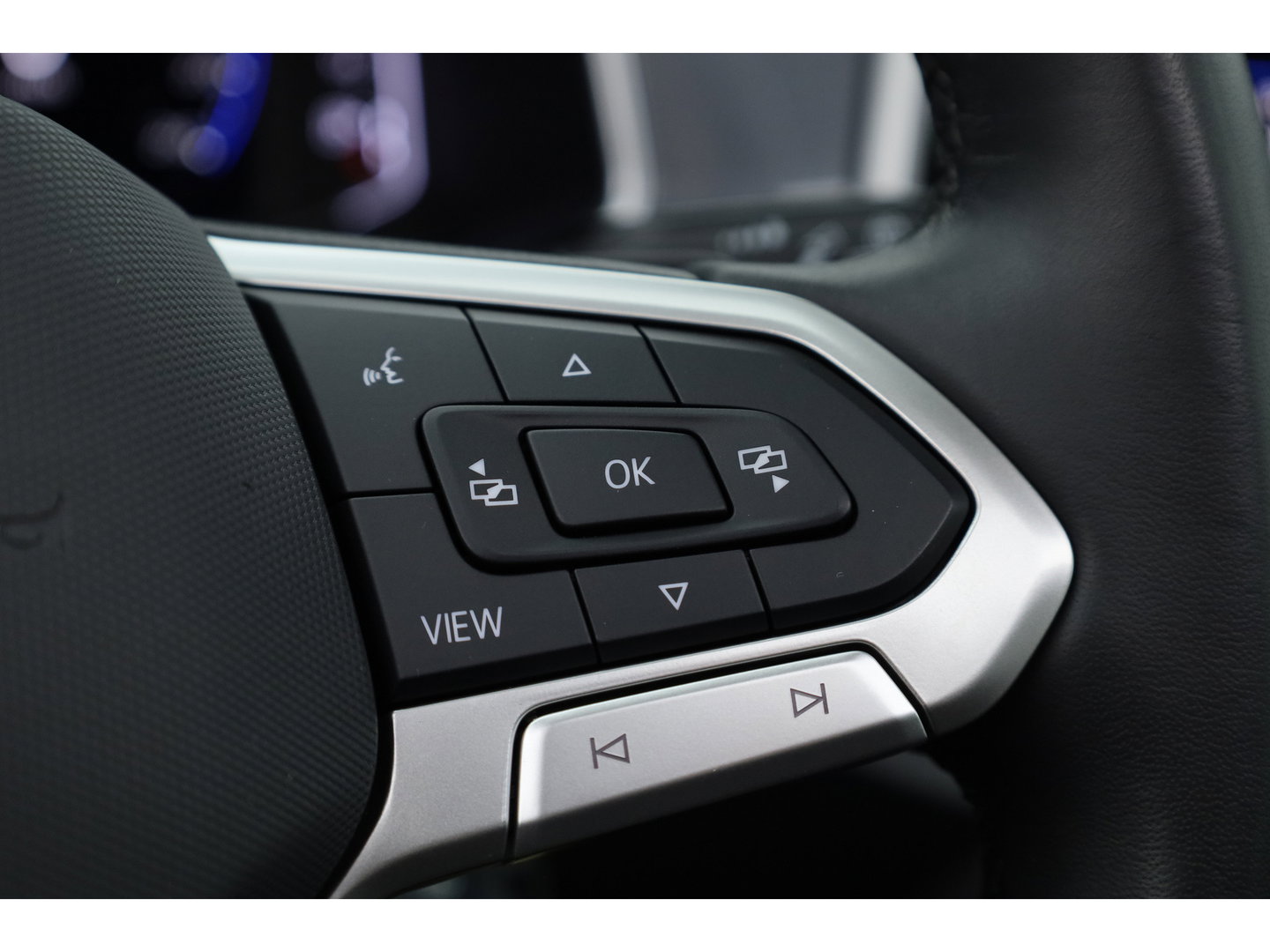 Volkswagen T-Roc 1.5 TSI Style DSG | Pano  | Afn. Trekhaak | Matrix LED | Massage | Stoelverw. | Adapt. Cruise | Dodehoekdet.