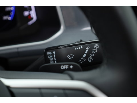Volkswagen T-Roc 1.5 TSI Style DSG | Pano  | Afn. Trekhaak | Matrix LED | Massage | Stoelverw. | Adapt. Cruise | Dodehoekdet.