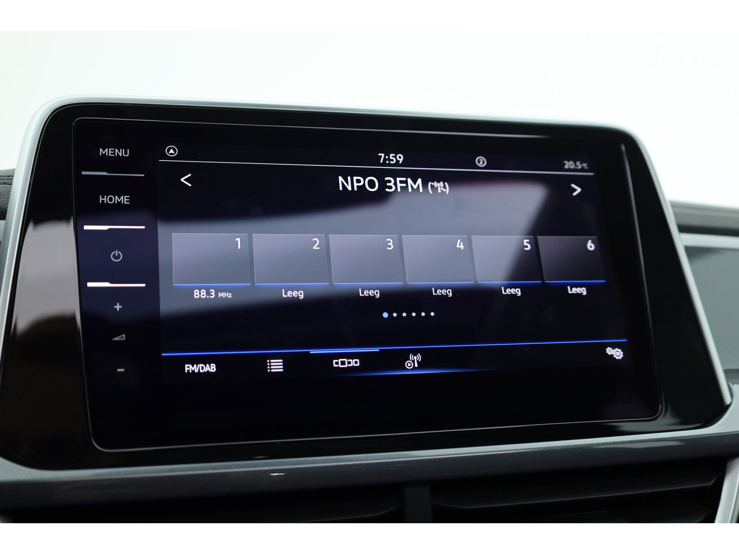 Volkswagen T-Roc 1.5 TSI Style DSG | Pano  | Afn. Trekhaak | Matrix LED | Massage | Stoelverw. | Adapt. Cruise | Dodehoekdet.