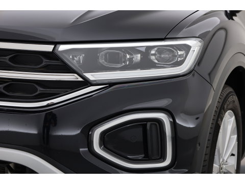 Volkswagen T-Roc 1.5 TSI Style DSG | Pano  | Afn. Trekhaak | Matrix LED | Massage | Stoelverw. | Adapt. Cruise | Dodehoekdet.