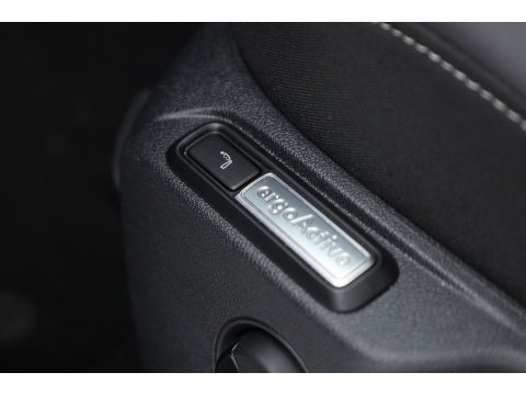 Volkswagen T-Roc 1.5 TSI Style DSG | Pano  | Afn. Trekhaak | Matrix LED | Massage | Stoelverw. | Adapt. Cruise | Dodehoekdet.