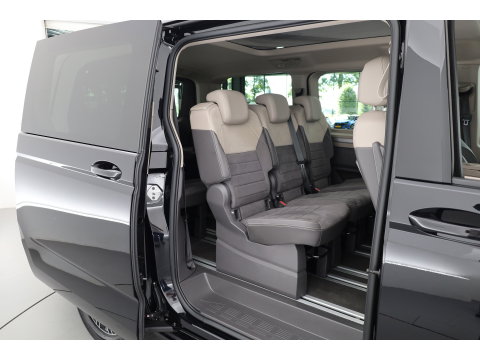 Volkswagen Multivan 1.4 eHybrid L2H1 Energetic | Rijklaar! | Elek. Deuren | 7 pers. | IQ. Light | Pano | Adapt. Cruise | Camera | Stoelverw. | Keyless | Apple CarPlay