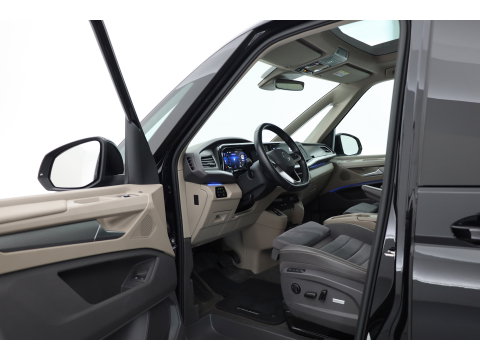 Volkswagen Multivan 1.4 eHybrid L2H1 Energetic | Rijklaar! | Elek. Deuren | 7 pers. | IQ. Light | Pano | Adapt. Cruise | Camera | Stoelverw. | Keyless | Apple CarPlay