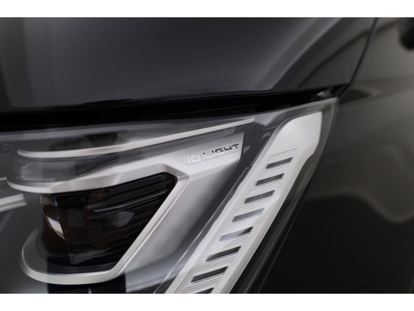 Volkswagen Multivan 1.4 eHybrid L2H1 Energetic | Rijklaar! | Elek. Deuren | 7 pers. | IQ. Light | Pano | Adapt. Cruise | Camera | Stoelverw. | Keyless | Apple CarPlay
