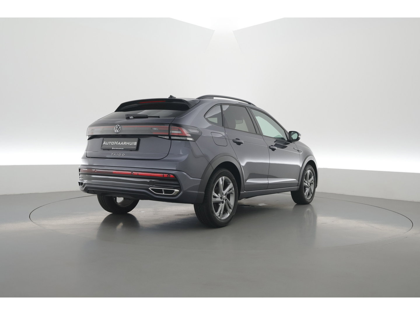 Volkswagen Taigo 1.0 TSI R-Line DSG | IQ. Light | Adapt. Cruise | Camera | Apple CarPlay | Keyless | Stoelverw. | Navi | 17'' |