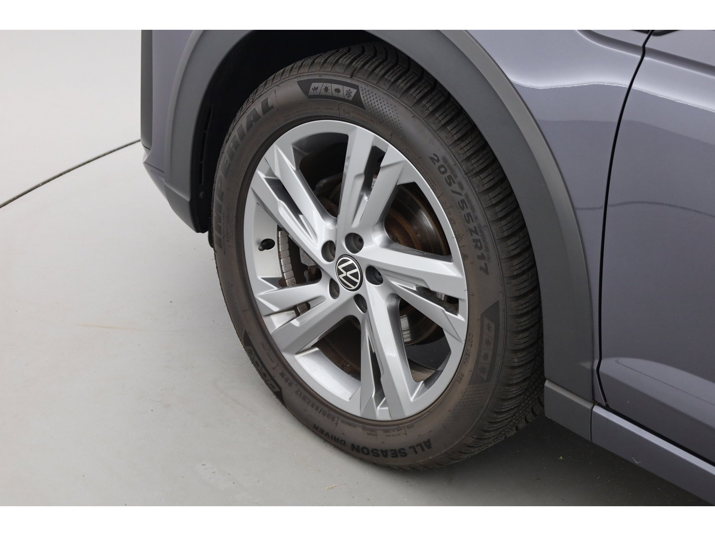 Volkswagen Taigo 1.0 TSI R-Line DSG | IQ. Light | Adapt. Cruise | Camera | Apple CarPlay | Keyless | Stoelverw. | Navi | 17'' |