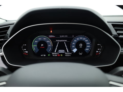 Audi Q3 Sportback 45 TFSI e Advanced Edition | Rijklaar! | Adapt. Cruise | Camera | Keyless | Stoelverw. | Apple CarPlay | 20''