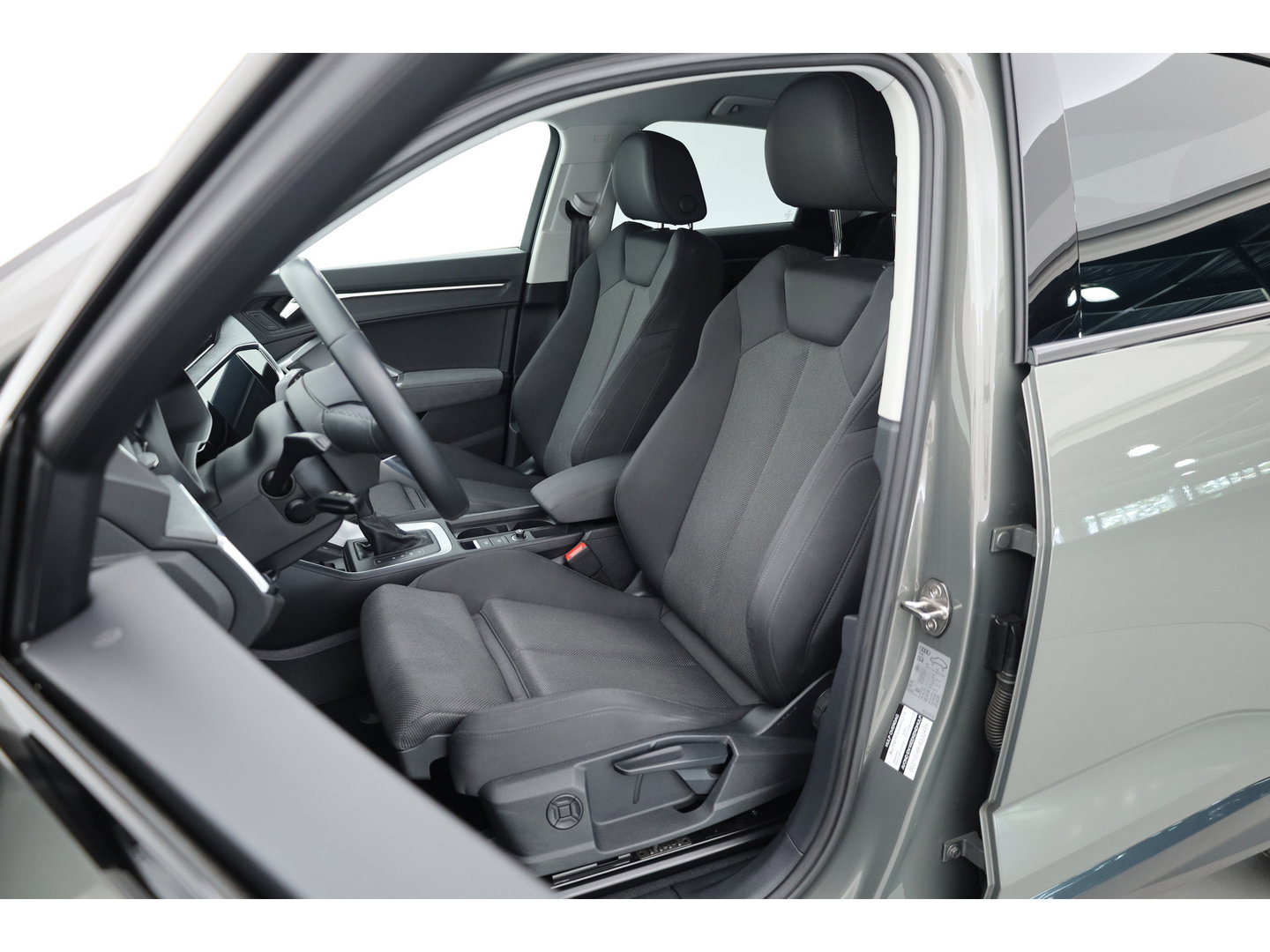 Audi Q3 Sportback 45 TFSI e Advanced Edition | Rijklaar! | Adapt. Cruise | Camera | Keyless | Stoelverw. | Apple CarPlay | 20''