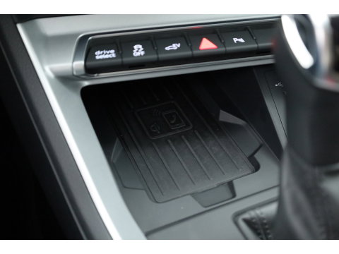 Audi Q3 Sportback 45 TFSI e Advanced Edition | Rijklaar! | Adapt. Cruise | Camera | Keyless | Stoelverw. | Apple CarPlay | 20''