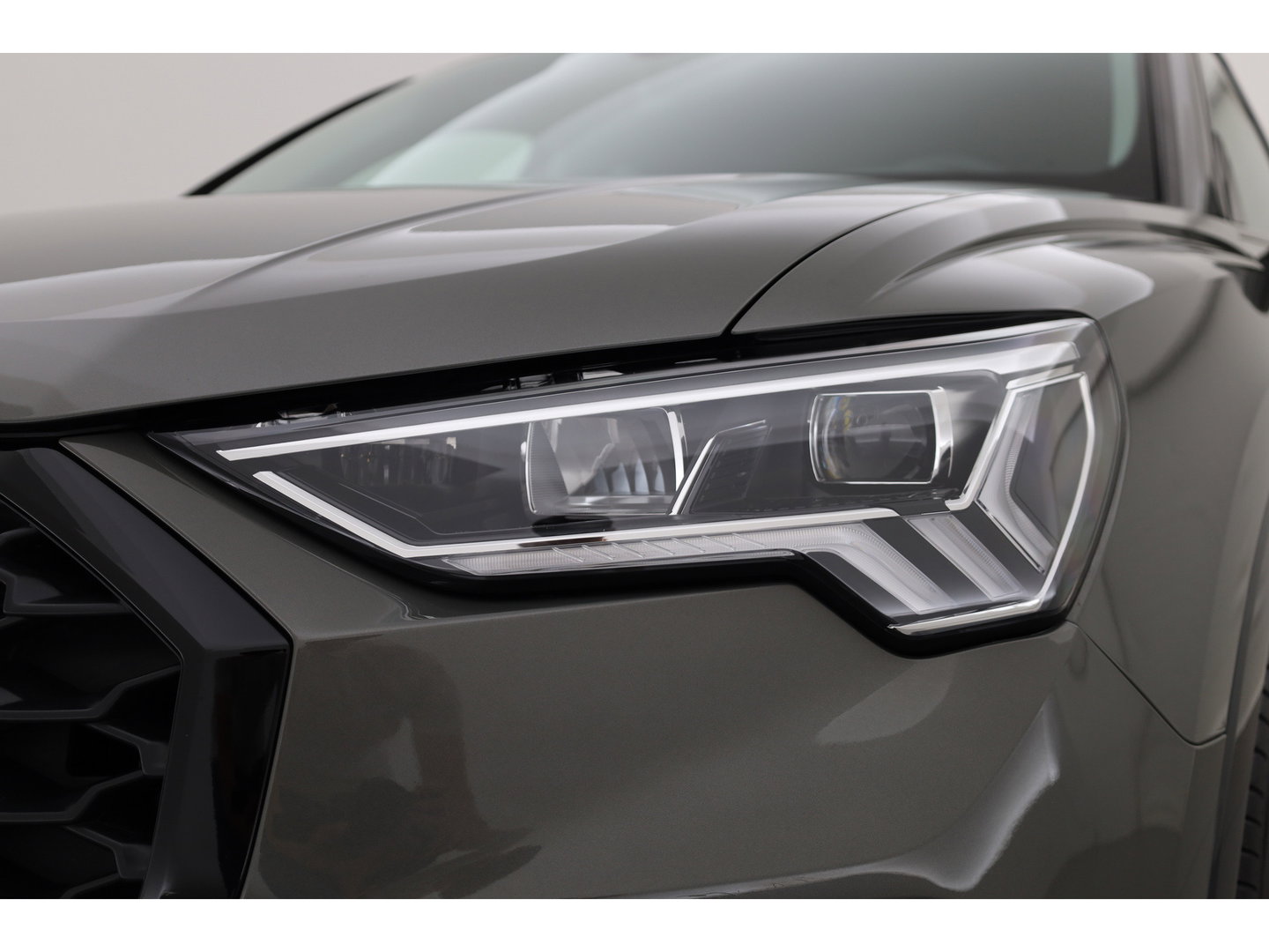 Audi Q3 Sportback 45 TFSI e Advanced Edition | Rijklaar! | Adapt. Cruise | Camera | Keyless | Stoelverw. | Apple CarPlay | 20''