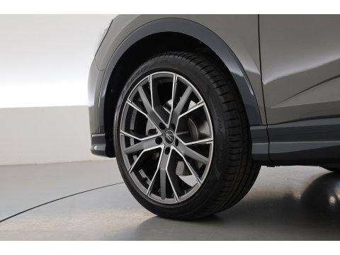 Audi Q3 Sportback 45 TFSI e Advanced Edition | Rijklaar! | Adapt. Cruise | Camera | Keyless | Stoelverw. | Apple CarPlay | 20''