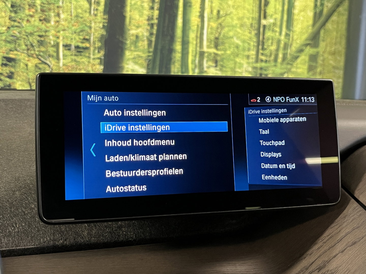 BMW i3 S 120Ah 42 kWh RoadStyle Edition | 96% SOH | Panoramadak | Stoelverwarming | Achteruitrijcamera | Keyless | Airco | Bluetooth |