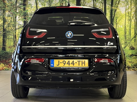 BMW i3 S 120Ah 42 kWh RoadStyle Edition | 96% SOH | Panoramadak | Stoelverwarming | Achteruitrijcamera | Keyless | Airco | Bluetooth |