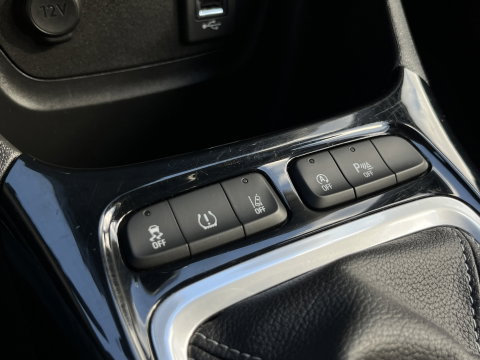 Opel Crossland X 1.2 Turbo 120 Jaar Edition | Apple Carplay | Keyless Go/Entry | DAB+ | Airconditioning | Navigatie |