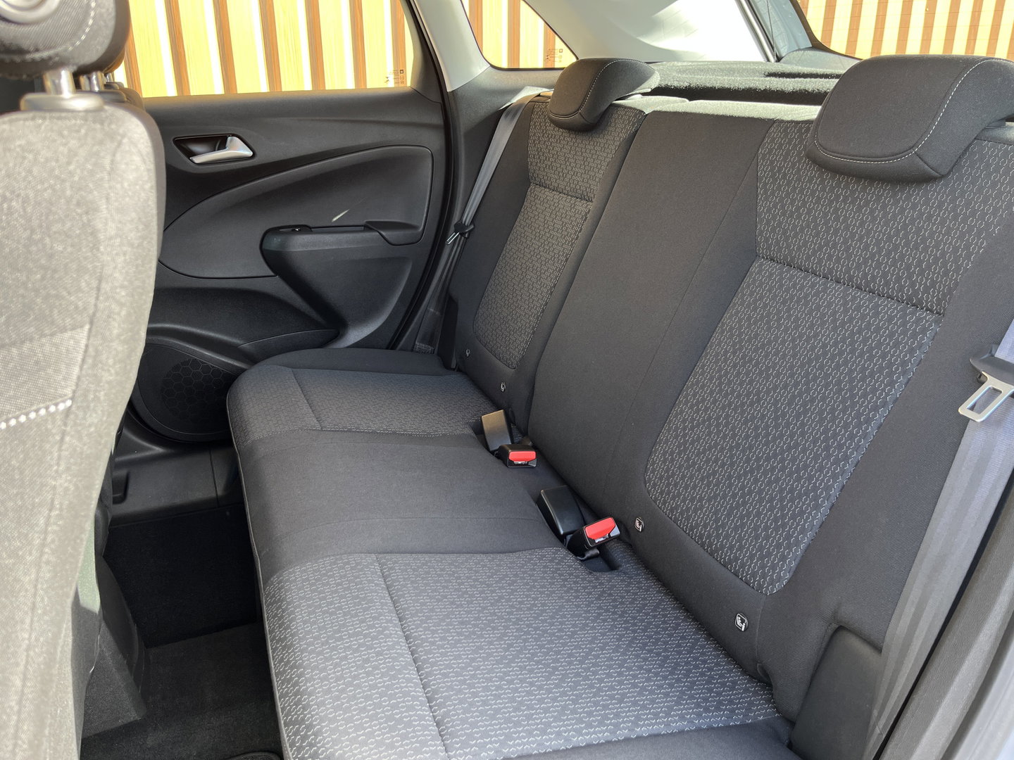 Opel Crossland X 1.2 Turbo 120 Jaar Edition | Apple Carplay | Keyless Go/Entry | DAB+ | Airconditioning | Navigatie |