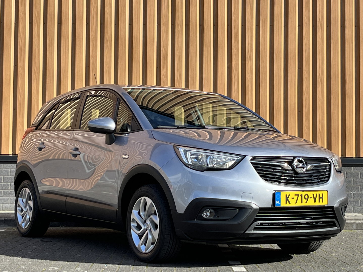 Opel Crossland X 1.2 Turbo 120 Jaar Edition | Apple Carplay | Keyless Go/Entry | DAB+ | Airconditioning | Navigatie |