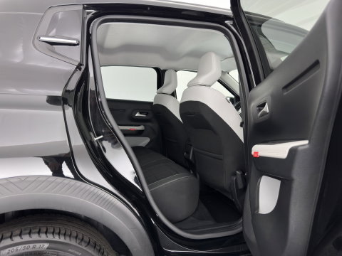 Citroën ë-C3 Max 113pk 44 kWh [3-Fase-11kW ] {SoH-90%} (INCL.BTW) *FULL-LED | NAVI-FULLMAP | CAMERA | COMFORT-SEATS | PRIVACY-GLASS | CARPLAY | DAB | ECC | PDC | CRUISE | 17''ALU*