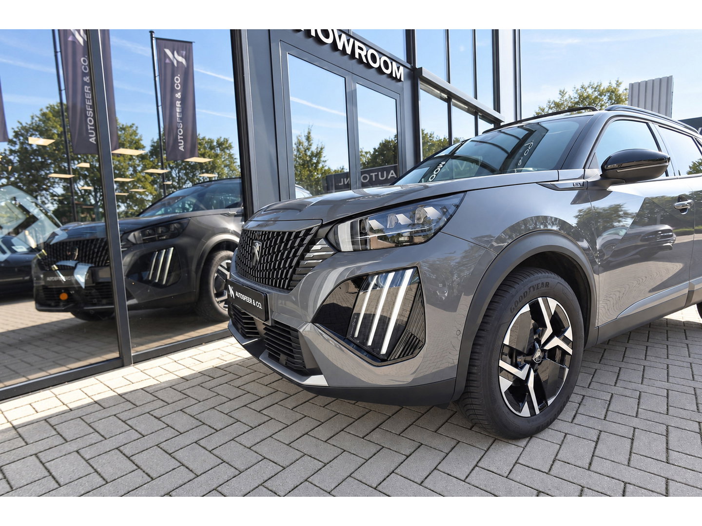 Peugeot 2008 1.2 Hybrid 136 GT PANO KEYLESS 360