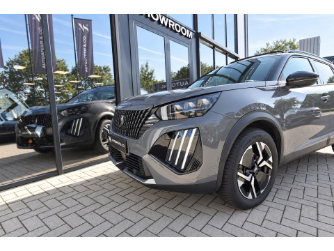 Peugeot 2008 1.2 Hybrid 136 GT PANO KEYLESS 360