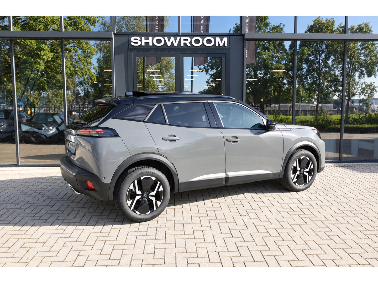 Peugeot 2008 1.2 Hybrid 136 GT PANO KEYLESS 360