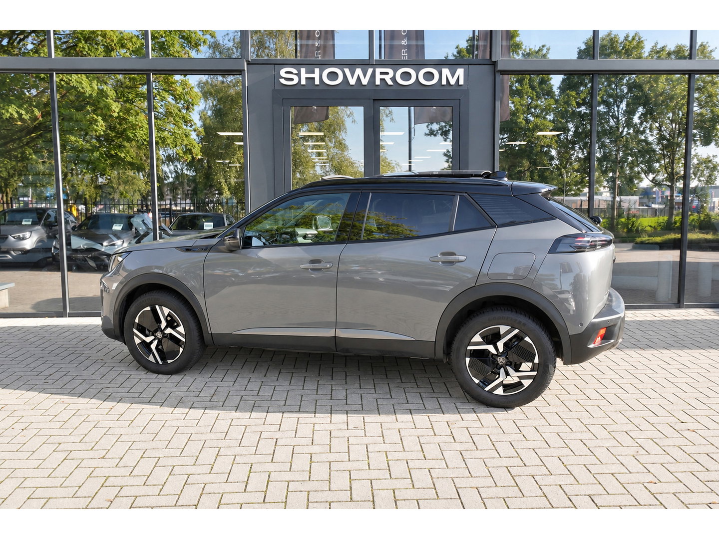Peugeot 2008 1.2 Hybrid 136 GT PANO KEYLESS 360